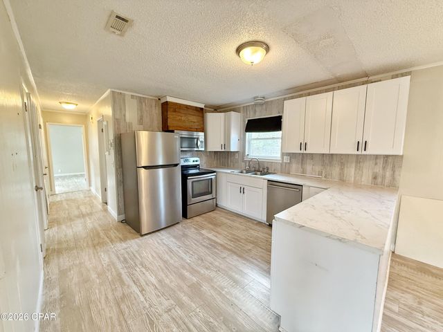 4978 Camellia Drive, Marianna, FL 32446