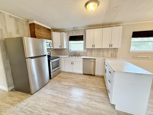 4978 Camellia Drive, Marianna, FL 32446