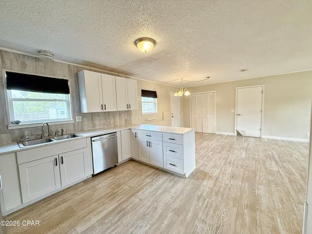 4978 Camellia Drive, Marianna, FL 32446