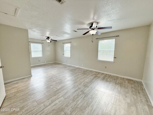 4978 Camellia Drive, Marianna, FL 32446