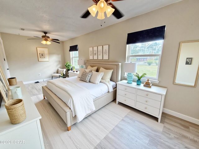 4978 Camellia Drive, Marianna, FL 32446