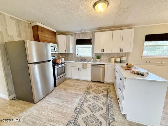 4978 Camellia Drive, Marianna, FL 32446