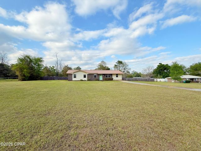 4978 Camellia Drive, Marianna, FL 32446
