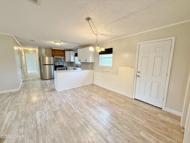 4978 Camellia Drive, Marianna, FL 32446