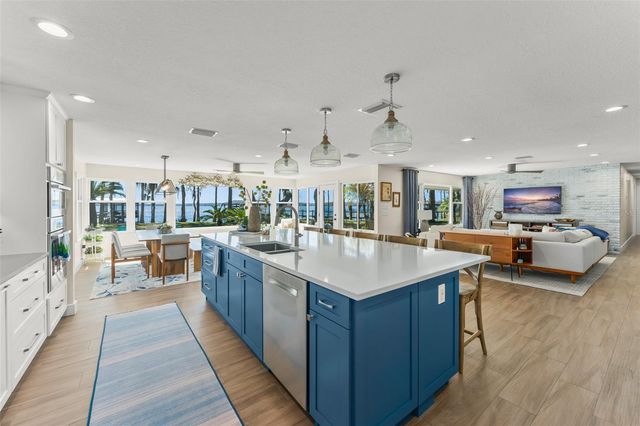 10435 LAKE LOUISA ROAD, Clermont, FL 34711