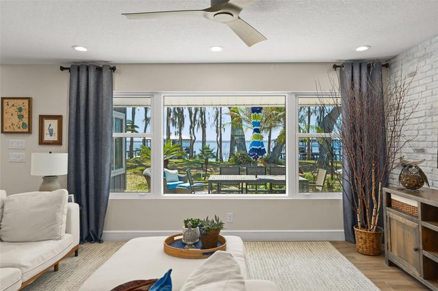 10435 LAKE LOUISA ROAD, Clermont, FL 34711