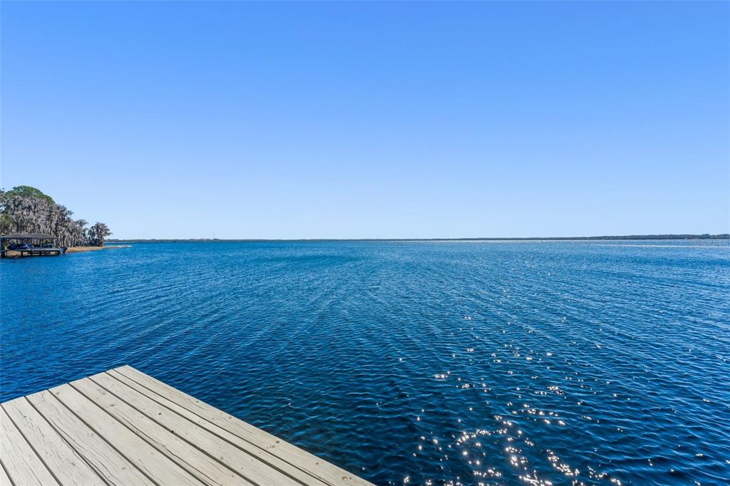 Image 13 of property listing at 10435 LAKE LOUISA ROAD, Clermont, FL 34711