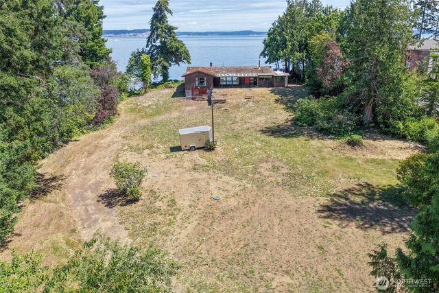 3984 NE Twin Spits Road, Hansville, WA 98340