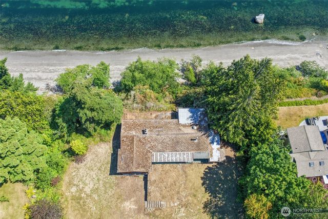 3984 NE Twin Spits Road, Hansville, WA 98340