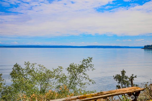 3984 NE Twin Spits Road, Hansville, WA 98340