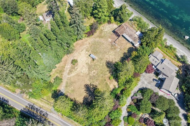 3984 NE Twin Spits Road, Hansville, WA 98340