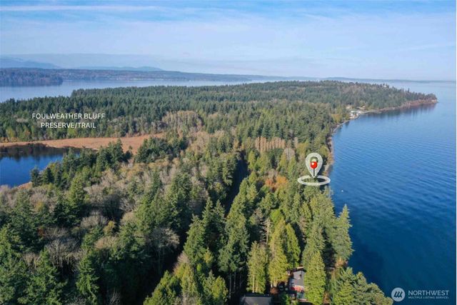 3984 NE Twin Spits Road, Hansville, WA 98340