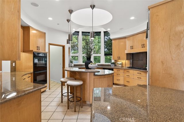 1008 Amarillo, Claremont, CA 91711