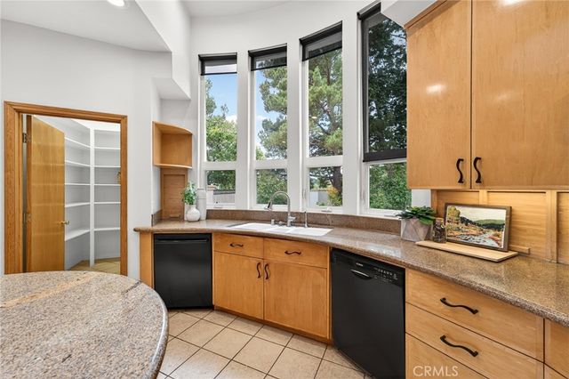 1008 Amarillo, Claremont, CA 91711