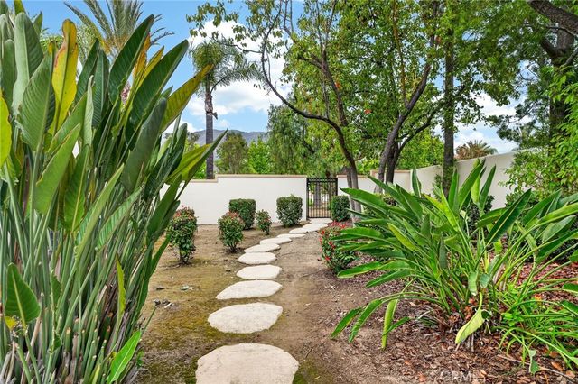 1008 Amarillo, Claremont, CA 91711