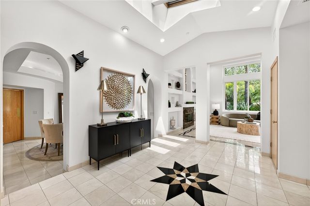 1008 Amarillo, Claremont, CA 91711
