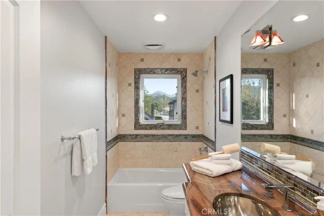 2567 Oakshore Drive, Westlake Village, CA 91361