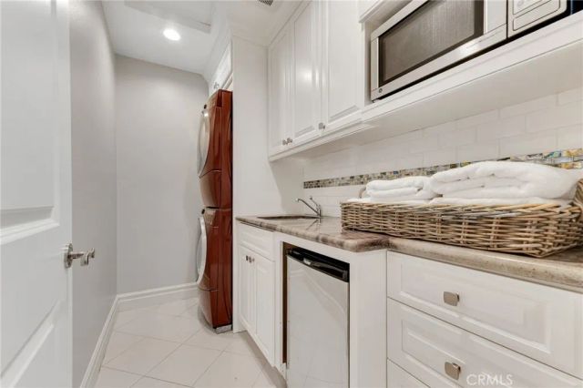 2567 Oakshore Drive, Westlake Village, CA 91361