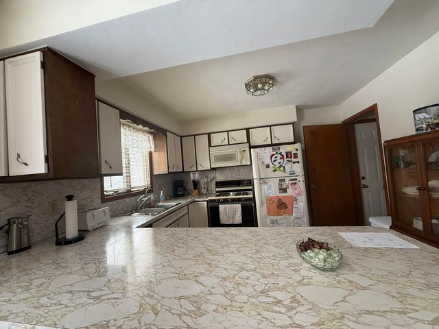 811 Belton Avenue, Emmett Twp, MI 49014