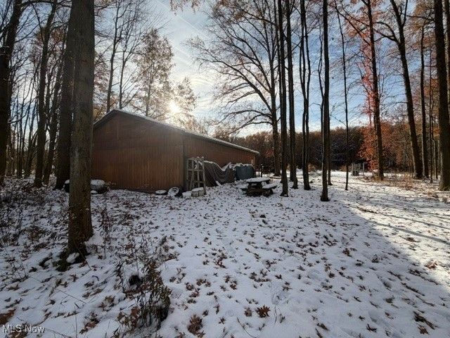 5834 Downs Road NW, Warren, OH 44481