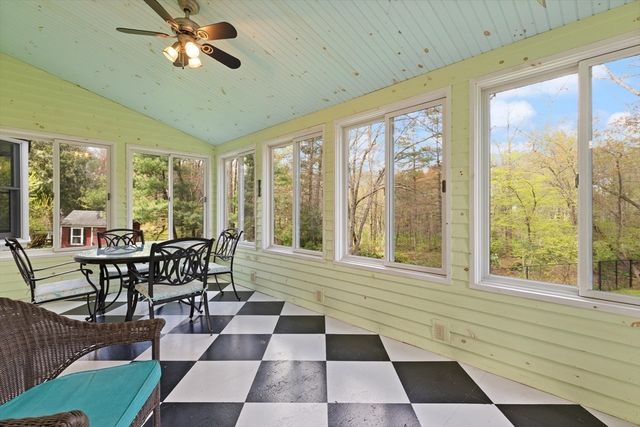 15 Conrod Ct, Mansfield, MA 02048