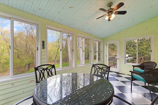 15 Conrod Ct, Mansfield, MA 02048