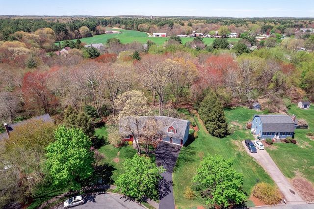 15 Conrod Ct, Mansfield, MA 02048