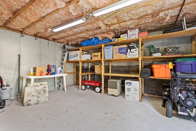 15 Conrod Ct, Mansfield, MA 02048