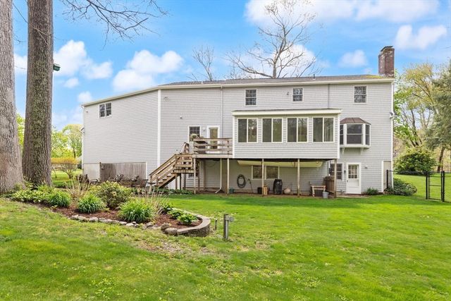 15 Conrod Ct, Mansfield, MA 02048