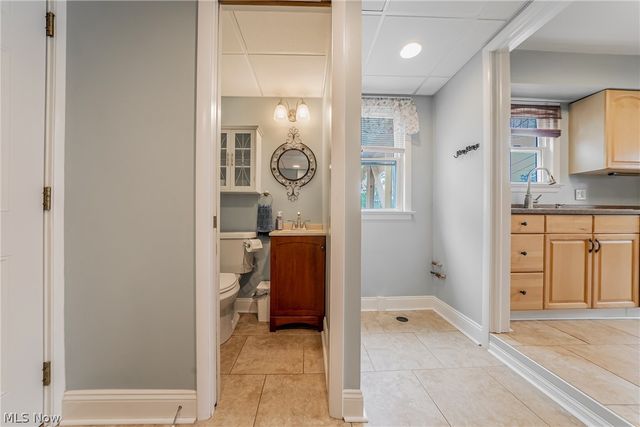 5368 Strawberry Lane, Willoughby, OH 44094