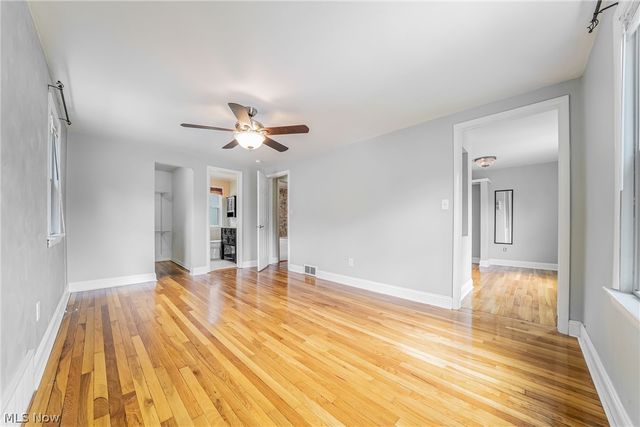5368 Strawberry Lane, Willoughby, OH 44094