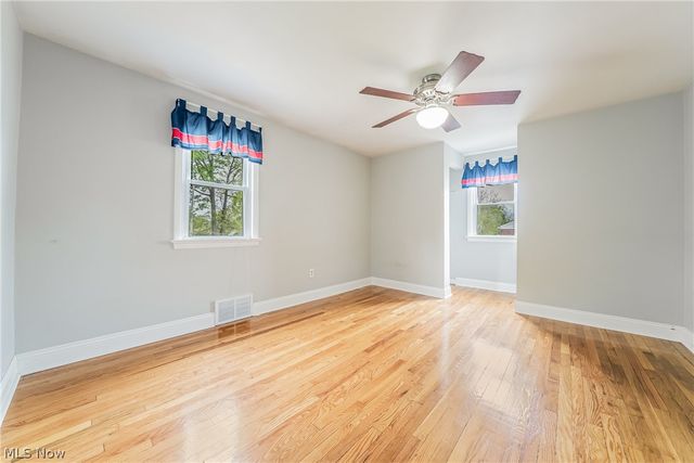 5368 Strawberry Lane, Willoughby, OH 44094