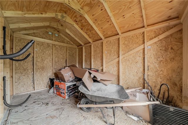 5368 Strawberry Lane, Willoughby, OH 44094
