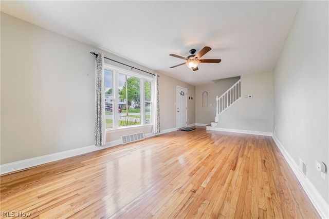 5368 Strawberry Lane, Willoughby, OH 44094