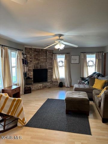 5113 Weckerly Road, Monclova, OH 43542