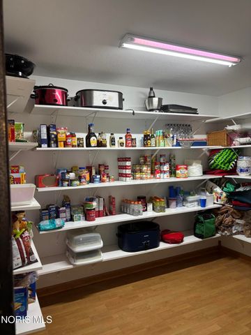 5113 Weckerly Road, Monclova, OH 43542