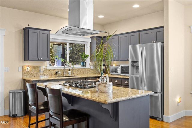 523 Meadowbrook Drive, Central Point, OR 97502
