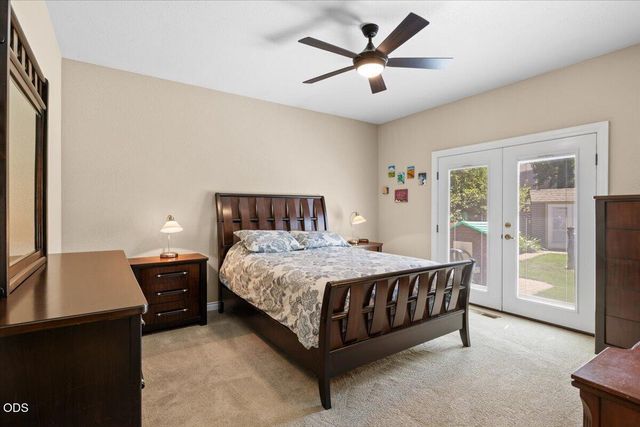 523 Meadowbrook Drive, Central Point, OR 97502