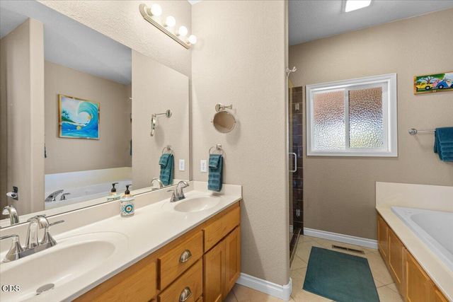 523 Meadowbrook Drive, Central Point, OR 97502