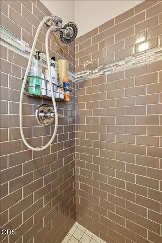 523 Meadowbrook Drive, Central Point, OR 97502