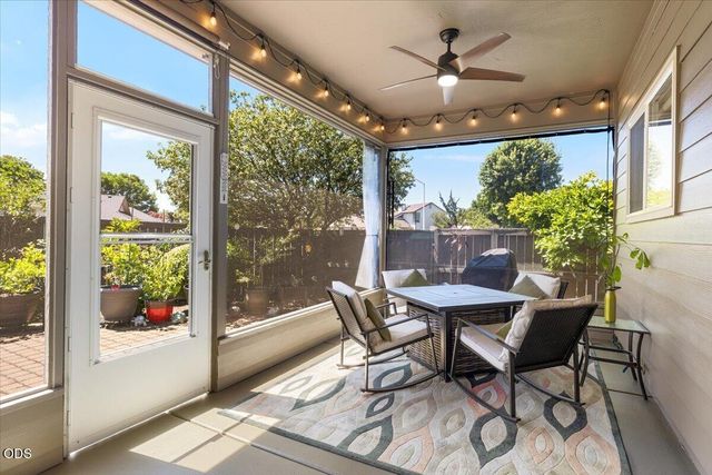 523 Meadowbrook Drive, Central Point, OR 97502