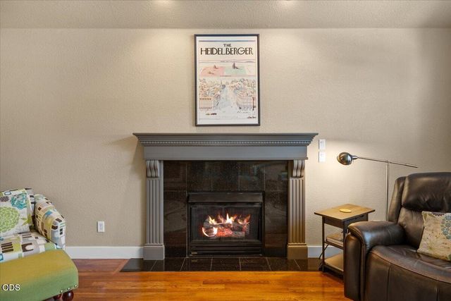 523 Meadowbrook Drive, Central Point, OR 97502