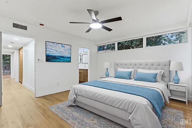 3031 20th Street, Bakersfield, CA 93301