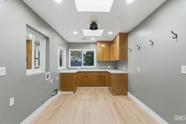 3031 20th Street, Bakersfield, CA 93301