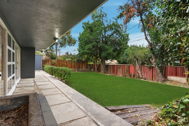 3031 20th Street, Bakersfield, CA 93301