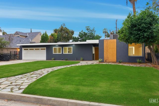 3031 20th Street, Bakersfield, CA 93301