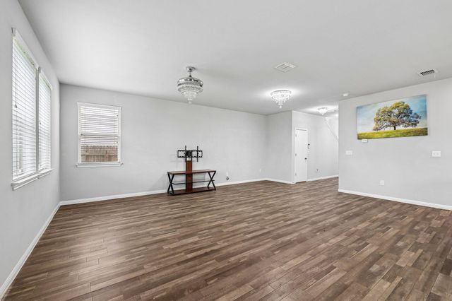 387 Guemal RD, Buda, TX 78610