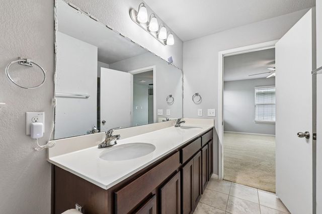 387 Guemal RD, Buda, TX 78610