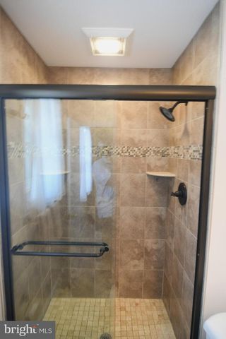 10 RED CLOUD CIR, Royersford, PA 19468