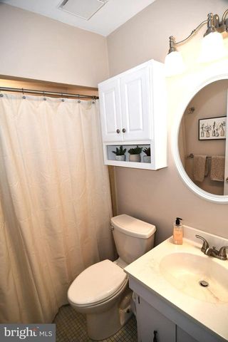 10 RED CLOUD CIR, Royersford, PA 19468